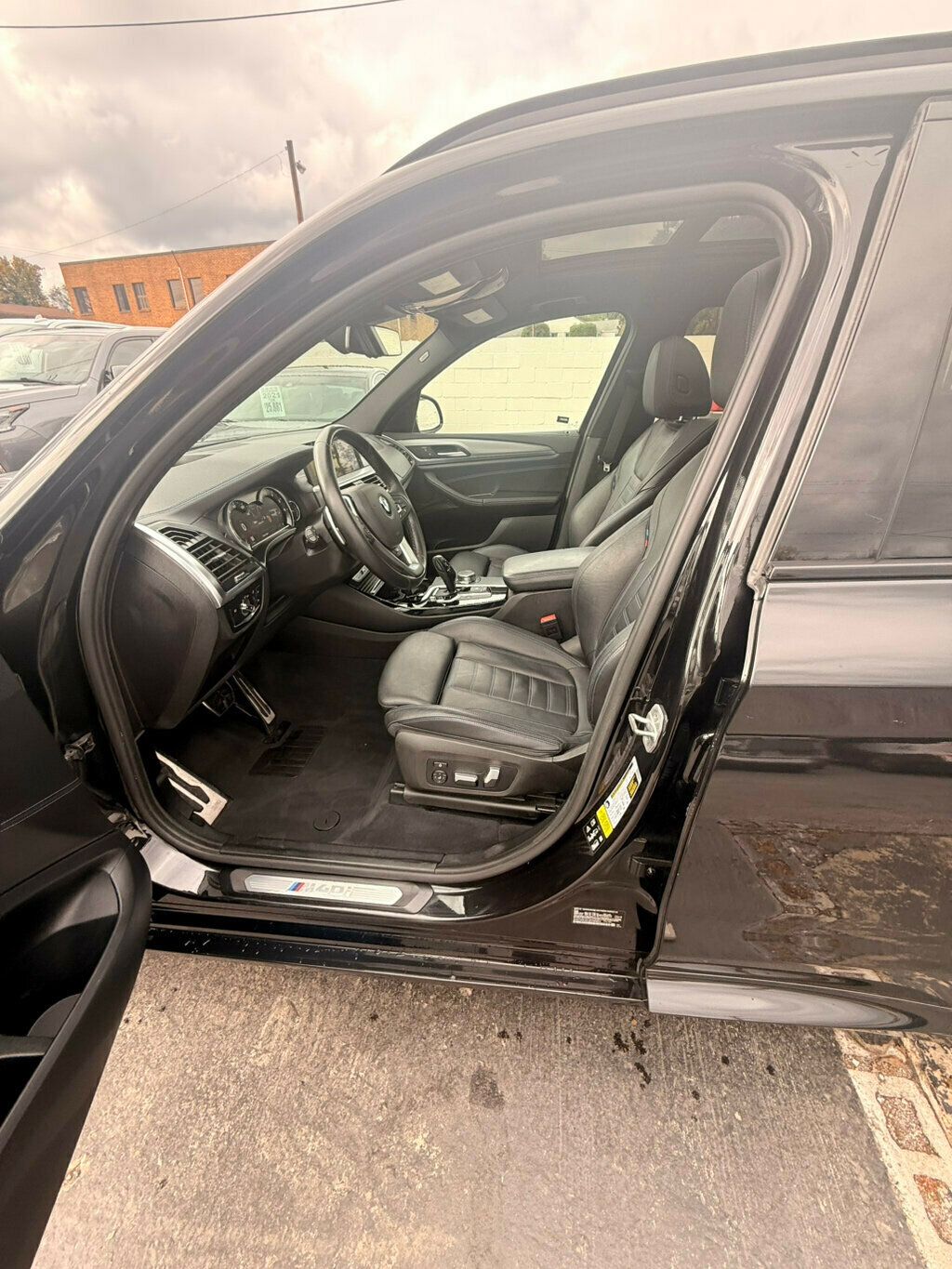 2018 BMW X3 DrivingAssistancePkg/PremiumPkg/HeadsUpDisplay/HeatedSeats/NAV - 22936524 - 10