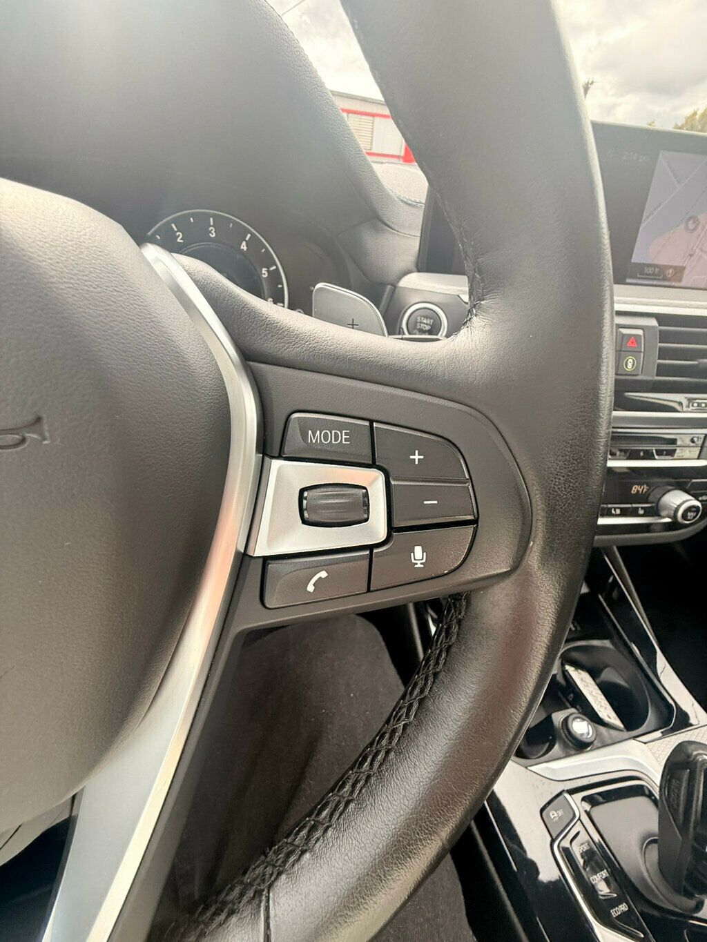 2018 BMW X3 DrivingAssistancePkg/PremiumPkg/HeadsUpDisplay/HeatedSeats/NAV - 22936524 - 25