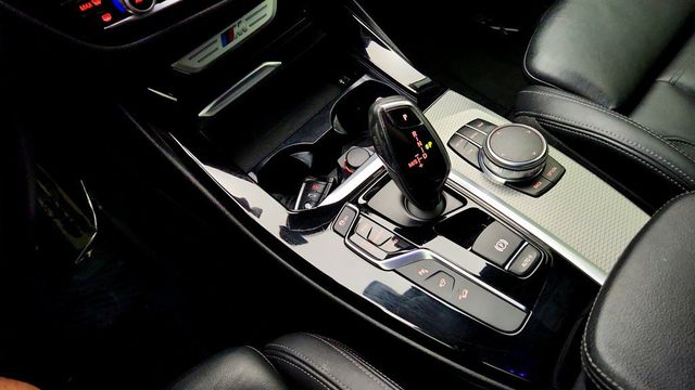 2018 BMW X3 M40i SAV w/ Premium Pkg, Driver Assist Plus & Vernasca Leather - 23066973 - 16