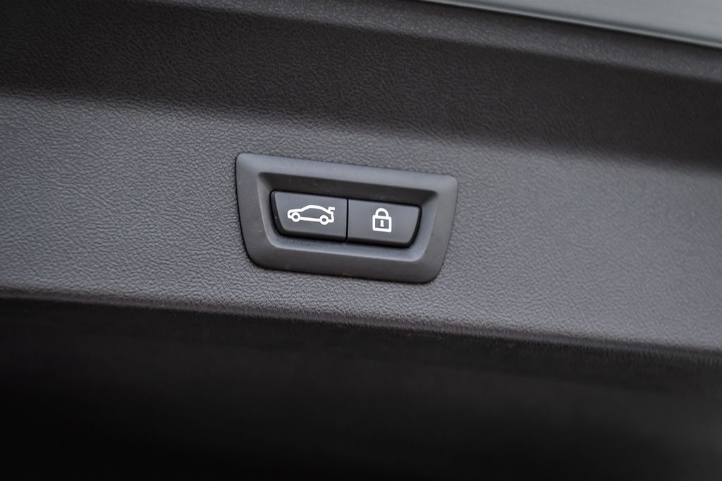 2018 BMW X3 X3 30i xDRIVE - PANO ROOF - NAV - CONVENIENCE PKG - GORGEOUS - 22970836 - 11