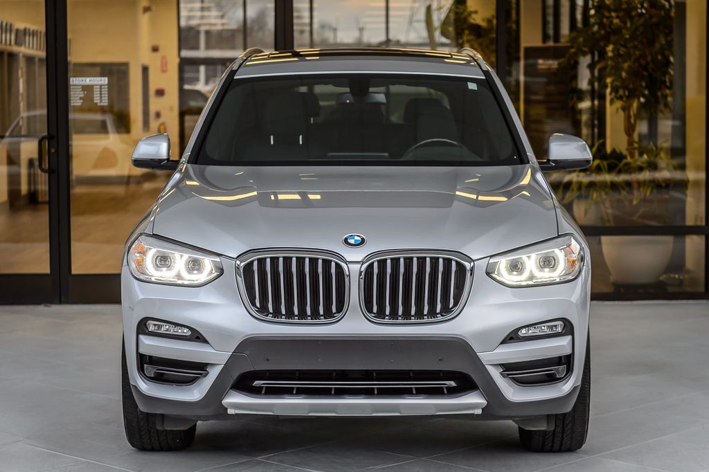 2018 BMW X3 X3 30i xDRIVE - PANO ROOF - NAV - CONVENIENCE PKG - GORGEOUS - 22970836 - 4