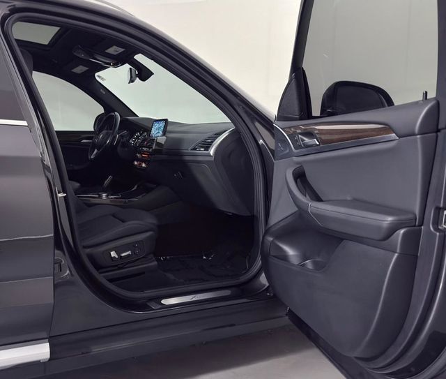 2018 BMW X3 xDrive30i - 23010651 - 23