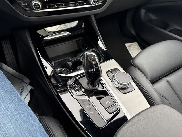 2018 BMW X3 xDrive30i Sports Activity Vehicle - 22975157 - 17