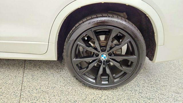 2018 BMW X4 M40i w/ 20'' M Wheels, Lighting Pkg & Driving Assistance Pkg - 23089957 - 8