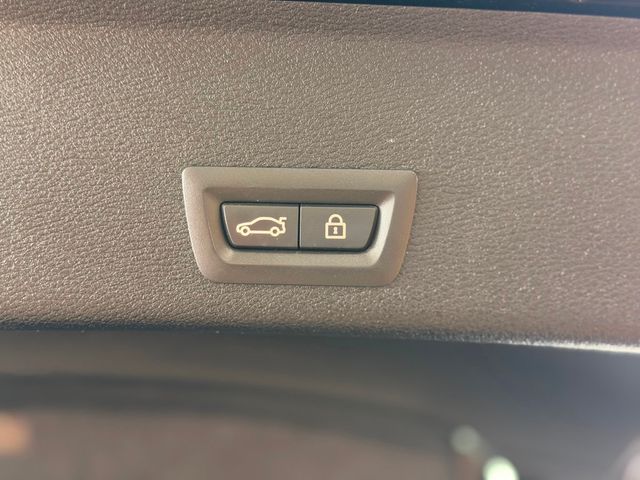 2018 BMW X4 xDrive28i Sports Activity - 23036552 - 18
