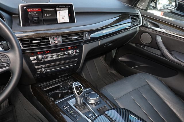 2018 BMW X5 sDrive35i Sports Activity Vehicle - 22967745 - 25