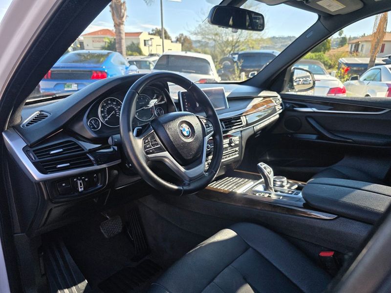 2018 BMW X5 sDrive35i Sports Activity Vehicle - 22969758 - 11