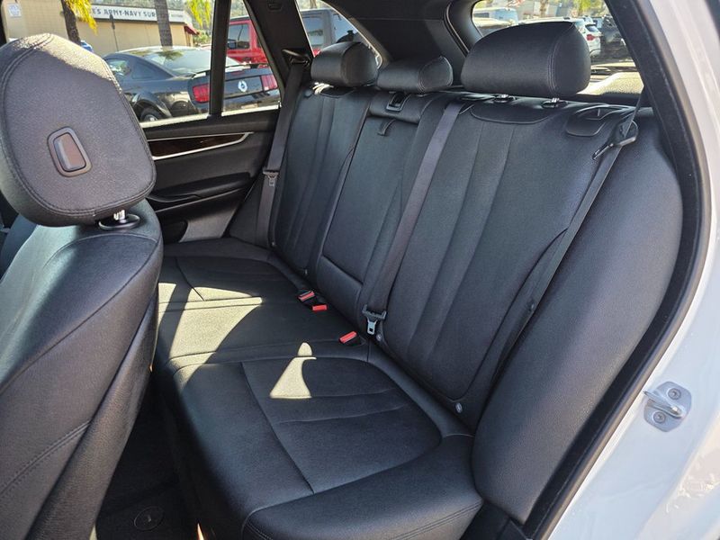 2018 BMW X5 sDrive35i Sports Activity Vehicle - 22969758 - 22