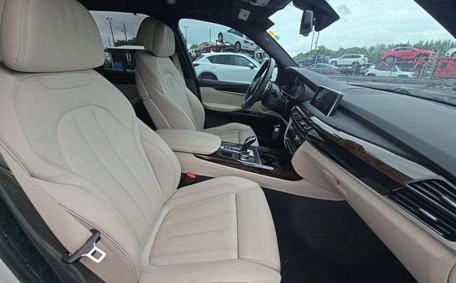 2018 BMW X5 sDrive35i Sports Activity Vehicle - 23036254 - 4