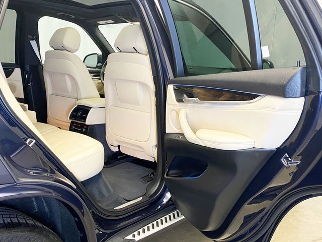 2018 BMW X5 xDrive35d Sports Activity Vehicle - 22933096 - 53