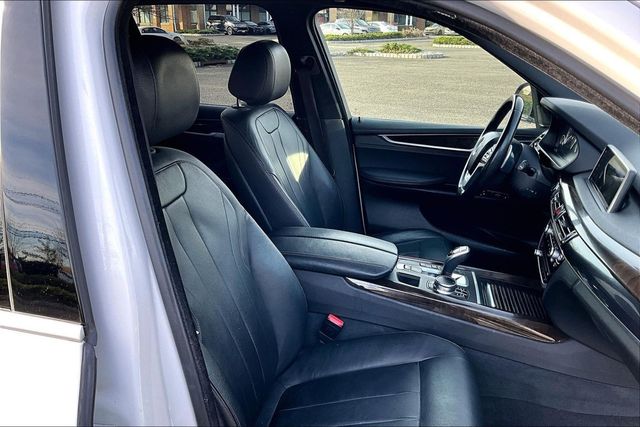2018 BMW X5 xDrive35i Sports Activity Vehicle - 22996519 - 11