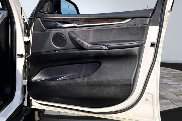 2018 BMW X5 xDrive35i Sports Activity Vehicle - 22996519 - 15