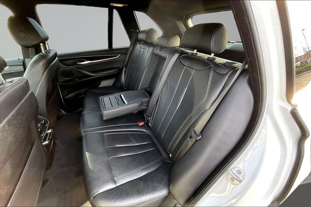 2018 BMW X5 xDrive35i Sports Activity Vehicle - 22996519 - 16