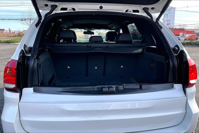 2018 BMW X5 xDrive35i Sports Activity Vehicle - 22996519 - 35