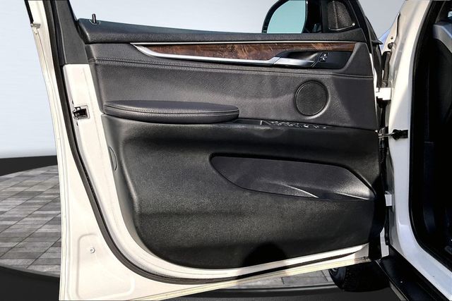 2018 BMW X5 xDrive35i Sports Activity Vehicle - 22996519 - 8