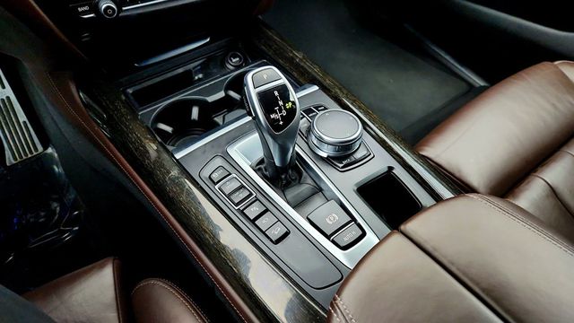 2018 BMW X5 xDrive35i w/ Mocha Interior Design & Driving Assistance Packages - 22970814 - 16