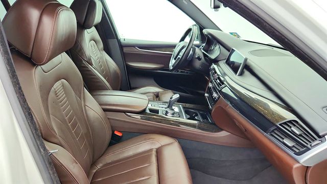 2018 BMW X5 xDrive35i w/ Mocha Interior Design & Driving Assistance Packages - 22970814 - 24
