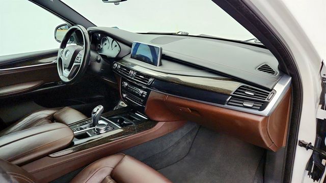 2018 BMW X5 xDrive35i w/ Mocha Interior Design & Driving Assistance Packages - 22970814 - 25