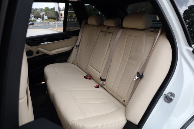 2018 BMW X5 xDrive40e iPerformance Sports Activity Vehicle - 22969331 - 17