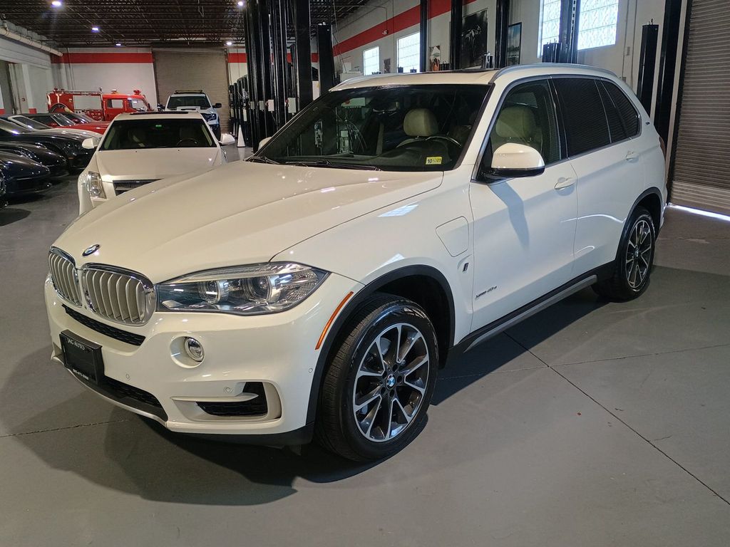 2018 BMW X5 xDrive40e iPerformance Sports Activity Vehicle - 22943171 - 0