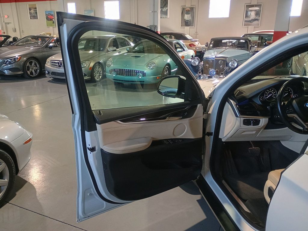 2018 BMW X5 xDrive40e iPerformance Sports Activity Vehicle - 22943171 - 12