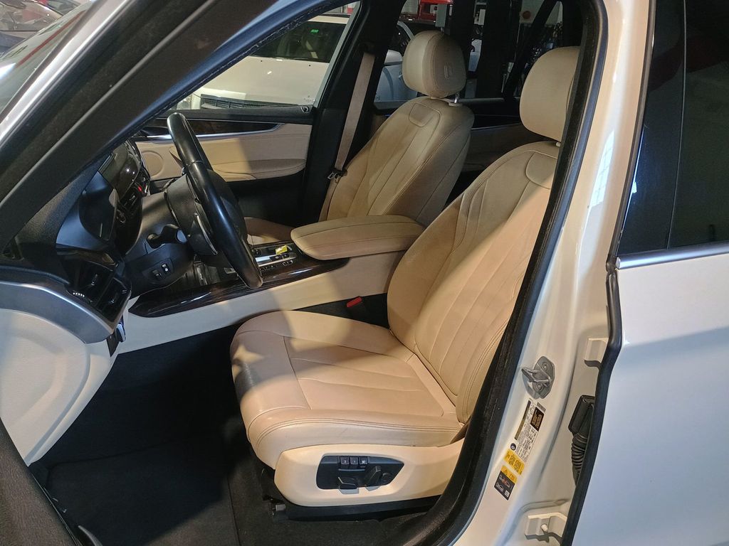 2018 BMW X5 xDrive40e iPerformance Sports Activity Vehicle - 22943171 - 13