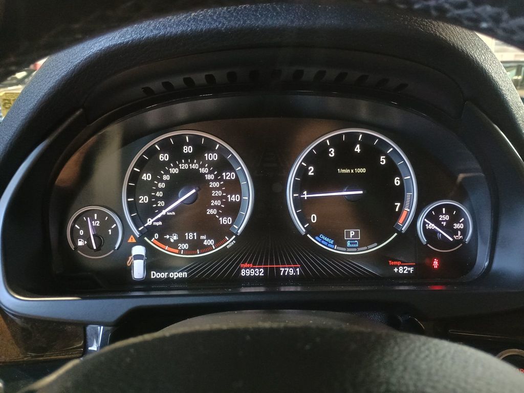 2018 BMW X5 xDrive40e iPerformance Sports Activity Vehicle - 22943171 - 17