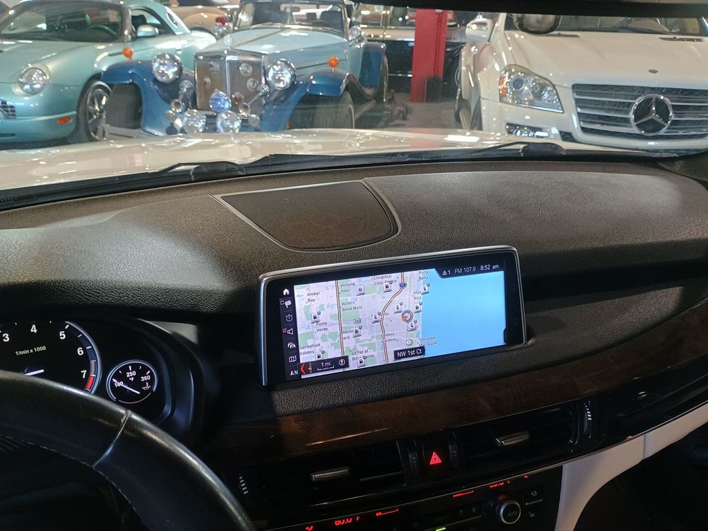 2018 BMW X5 xDrive40e iPerformance Sports Activity Vehicle - 22943171 - 19