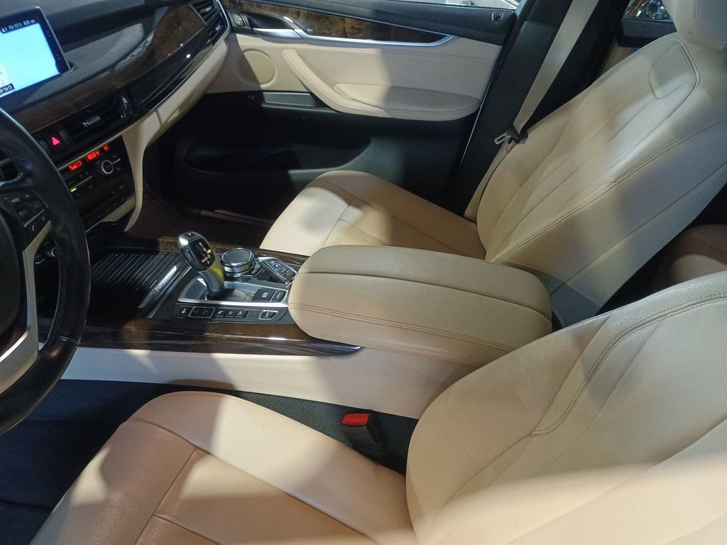 2018 BMW X5 xDrive40e iPerformance Sports Activity Vehicle - 22943171 - 24