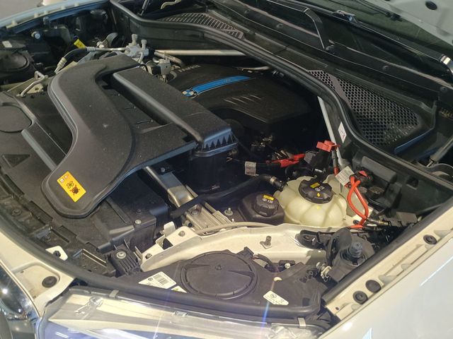 2018 BMW X5 xDrive40e iPerformance Sports Activity Vehicle - 22943171 - 39