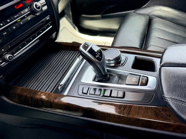 2018 BMW X5 xDrive50i Sports Activity Vehicle - 23028715 - 42