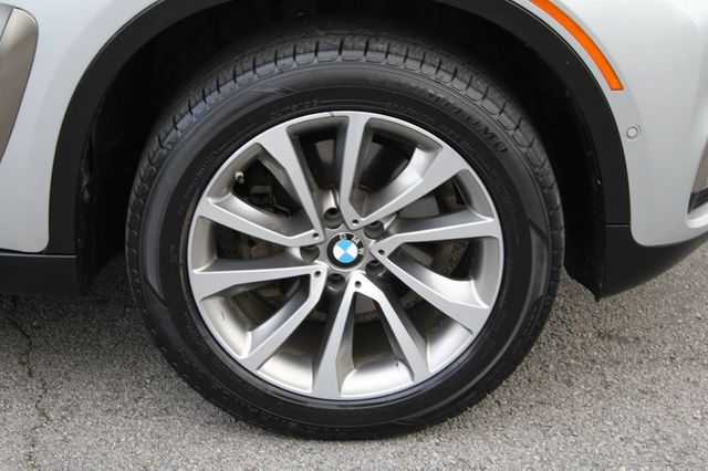 2018 BMW X6 sDrive35i Sports Activity - 22966156 - 35