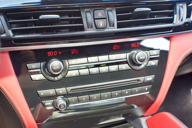 2018 BMW X6 M MSRP$119845/ExecutivePkg/HeadsUpDisplay/Heated&CooledSeats/NAV - 22992335 - 28