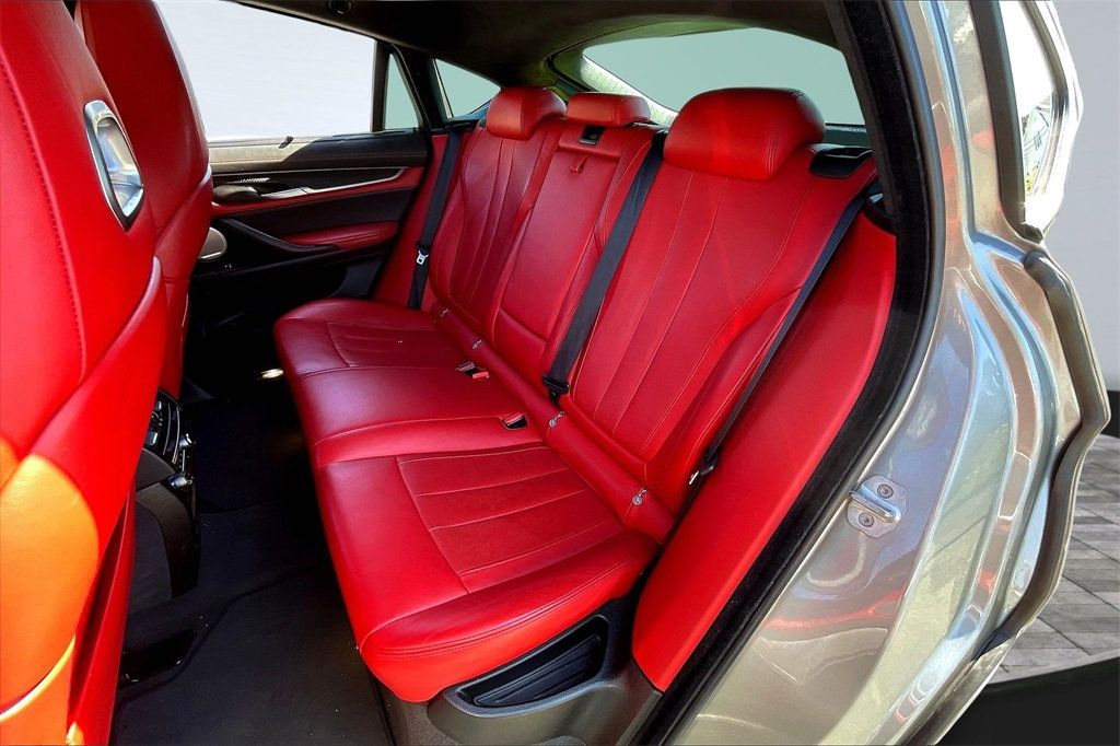 2018 Bmw X6 M photo 16