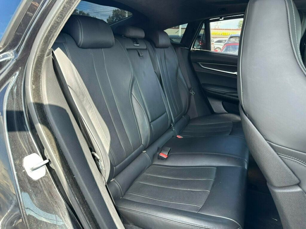 2018 BMW X6 M Sports Activity Coupe - 23064282 - 18
