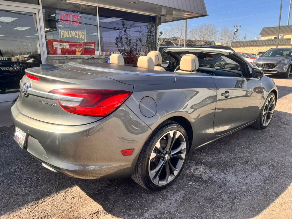 2018 Buick Cascada Premium photo 2