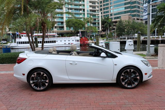 2018 Buick Cascada 2dr Convertible Premium - 23044632 - 24