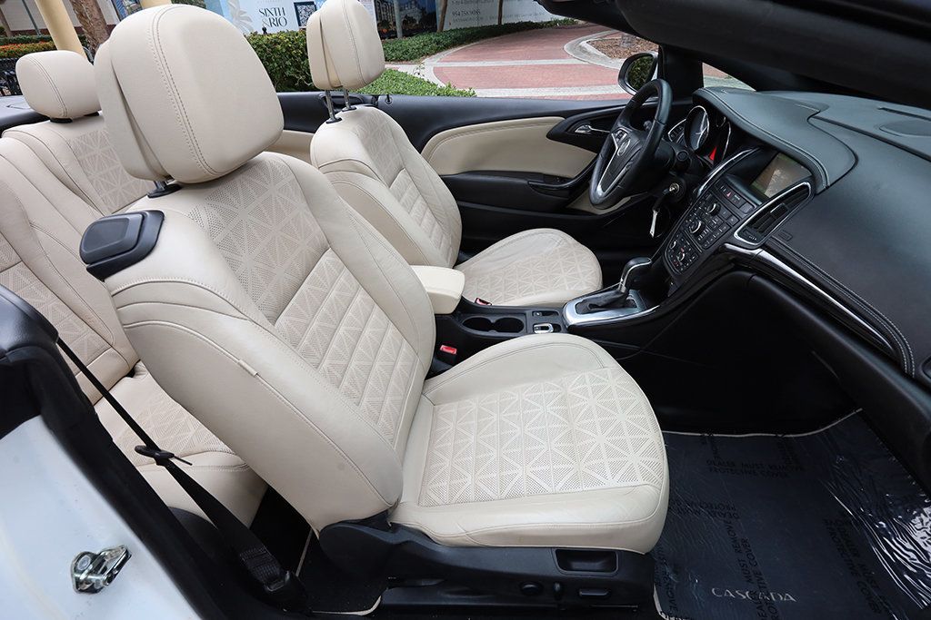 2018 Buick Cascada 2dr Convertible Premium - 23044632 - 26
