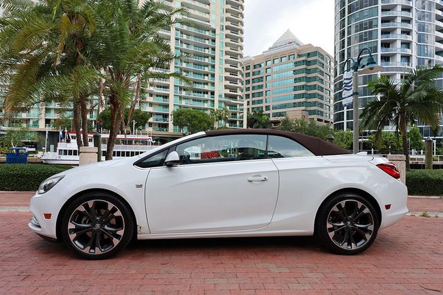 2018 Buick Cascada 2dr Convertible Premium - 23044632 - 52