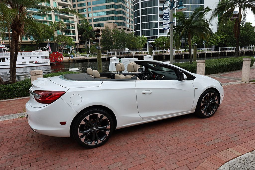 2018 Buick Cascada 2dr Convertible Premium - 23044632 - 59