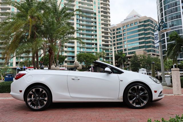 2018 Buick Cascada 2dr Convertible Premium - 23044632 - 60