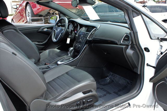 2018 Buick Cascada 2dr Convertible Premium - 23036491 - 17