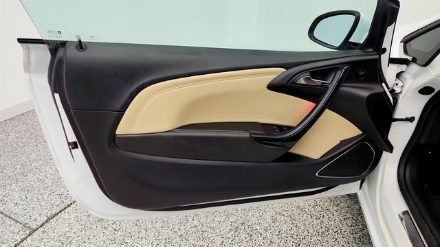 2018 Buick Cascada 2dr Convertible Premium - 23014232 - 10