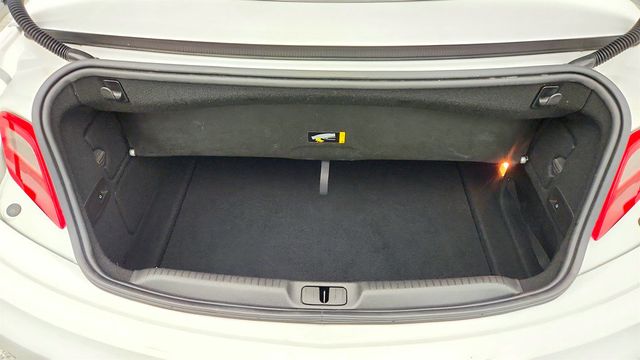 2018 Buick Cascada 2dr Convertible Premium - 23014232 - 22