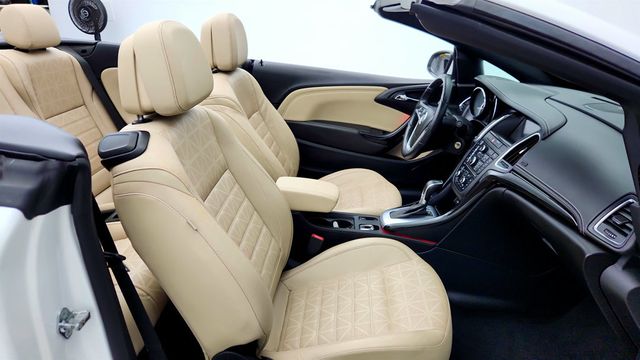 2018 Buick Cascada 2dr Convertible Premium - 23014232 - 24