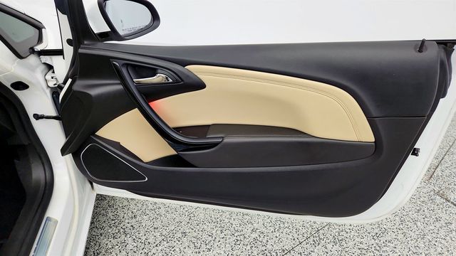 2018 Buick Cascada 2dr Convertible Premium - 23014232 - 26