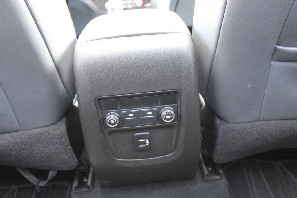 2018 Buick Enclave AWD 4dr Essence - 22901079 - 29