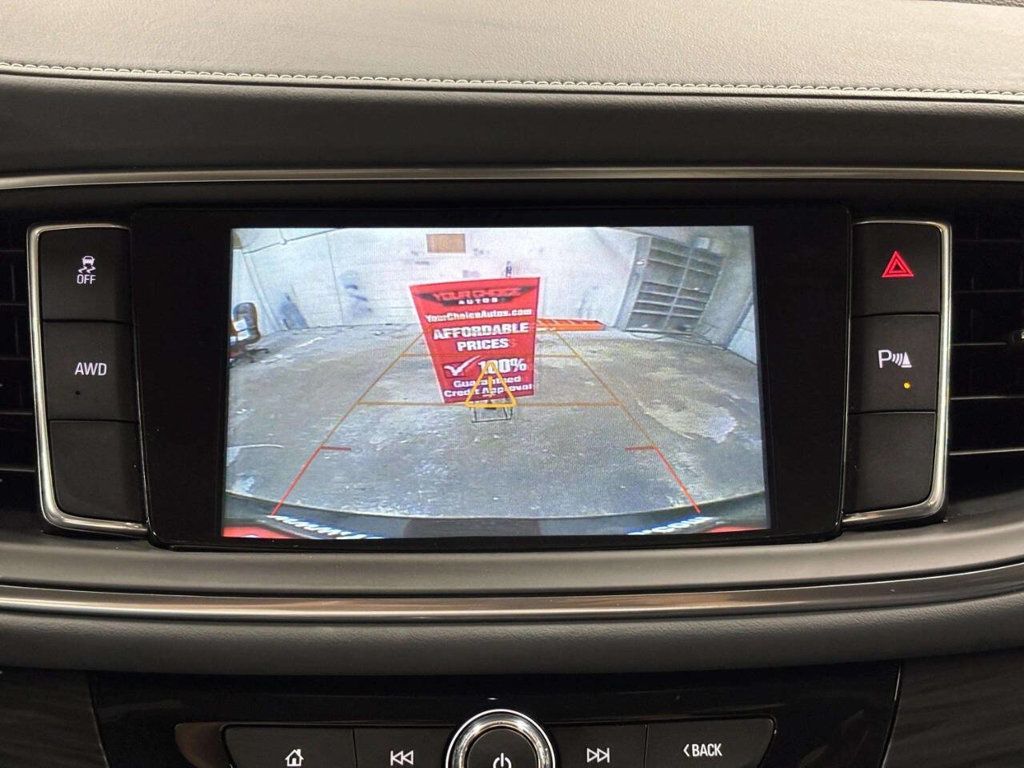 2018 Buick Enclave AWD 4dr Essence - 23057772 - 29