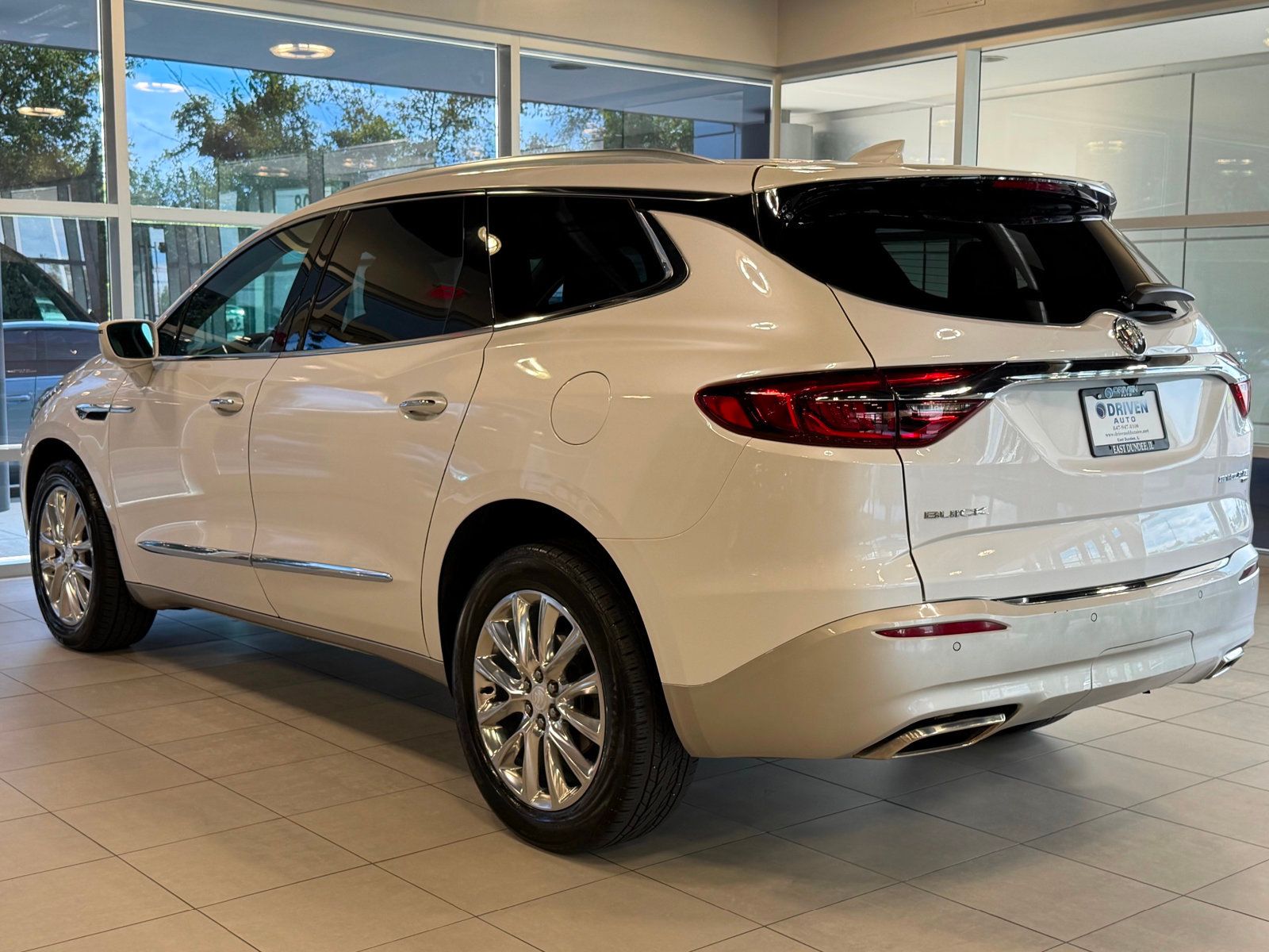 2018 Buick Enclave Essence photo 13