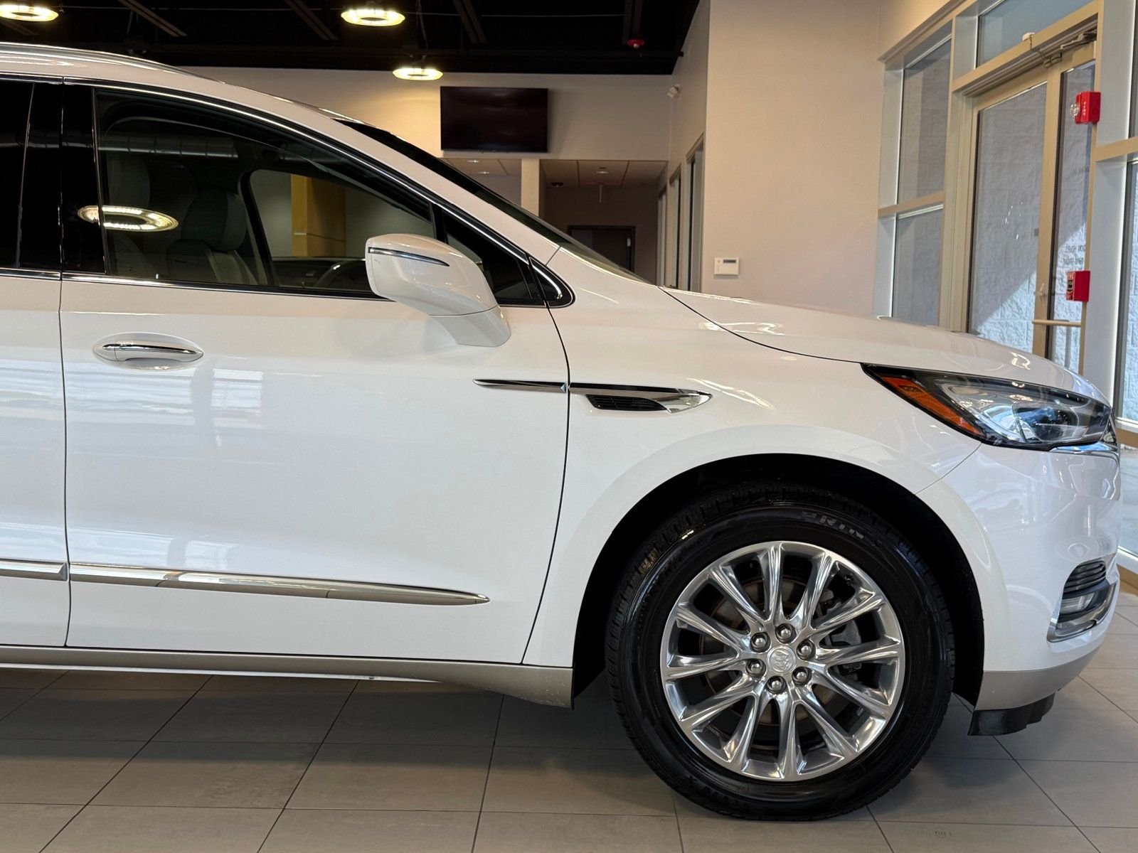 2018 Buick Enclave Essence photo 15